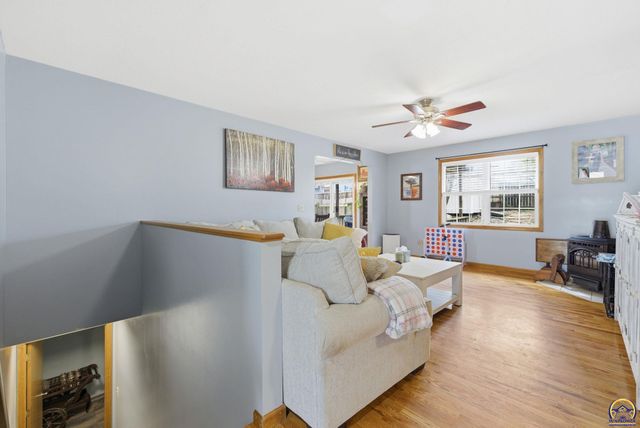 4007 NW Fielding TER, Topeka, KS 66618