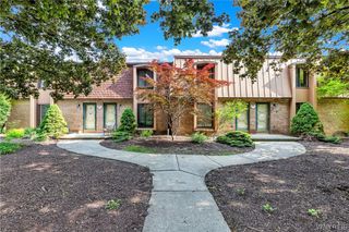 631 Skinnersville Road F, Amherst, NY 14228