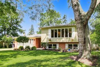 14425 Greenland Avenue, Orland Park, IL 60462