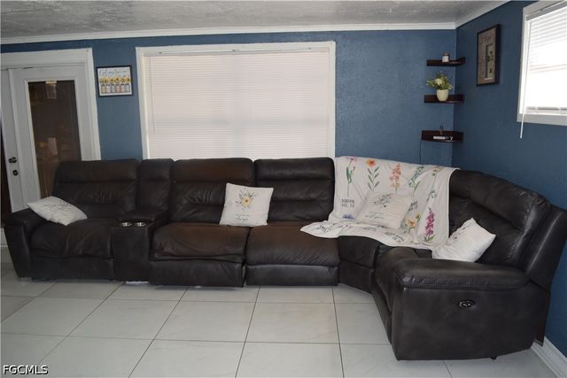 17 Colorado RD, Lehigh Acres, FL 33936