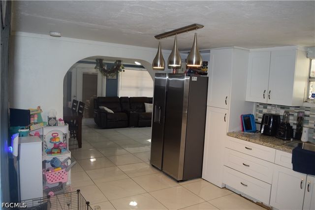 17 Colorado RD, Lehigh Acres, FL 33936