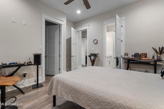 205 Caron Lane, Bay Saint Louis, MS 39520