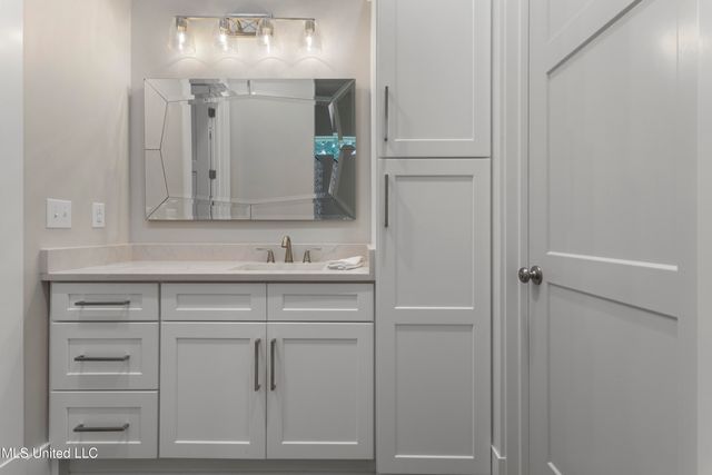 205 Caron Lane, Bay Saint Louis, MS 39520