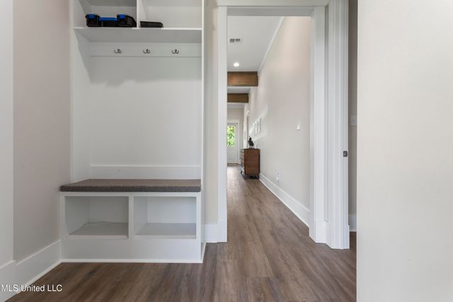 205 Caron Lane, Bay Saint Louis, MS 39520