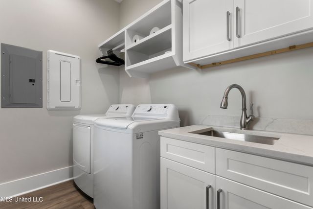 205 Caron Lane, Bay Saint Louis, MS 39520