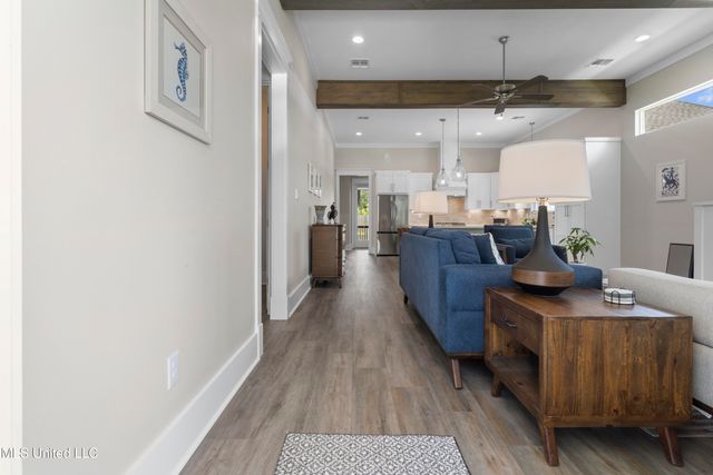 205 Caron Lane, Bay Saint Louis, MS 39520