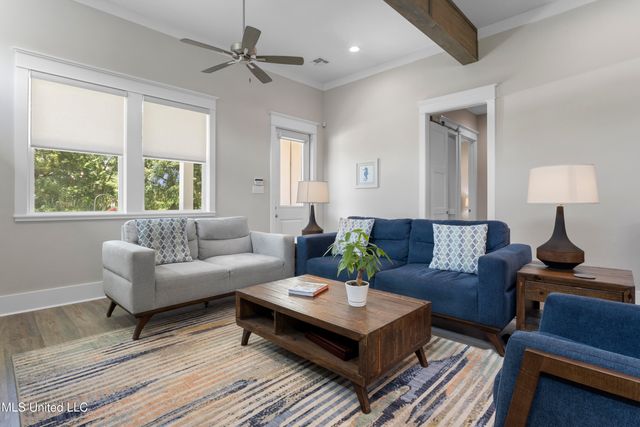 205 Caron Lane, Bay Saint Louis, MS 39520