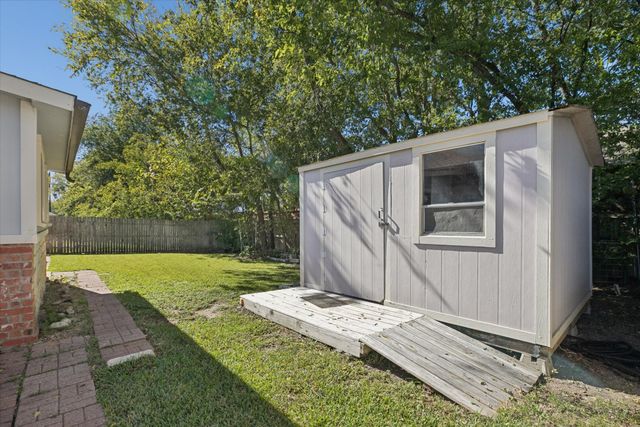5709 Crowder Drive, Fort Worth, TX 76179