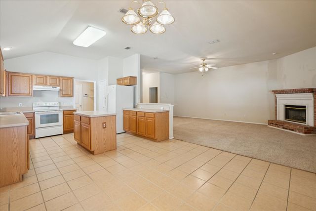 5709 Crowder Drive, Fort Worth, TX 76179