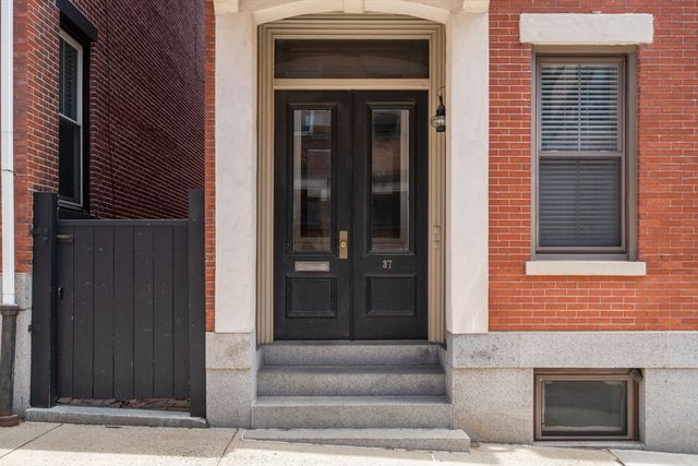 37 Mount Vernon St 2, Boston, MA 02129