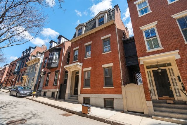37 Mount Vernon St 2, Boston, MA 02129