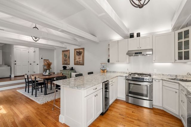 37 Mount Vernon St 2, Boston, MA 02129