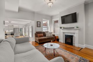 37 Mount Vernon St 2, Boston, MA 02129