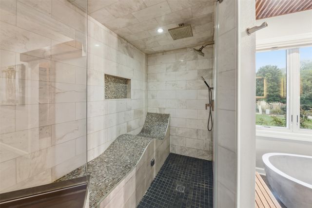 1023 Tulip Tree Lane, West Des Moines, IA 50266