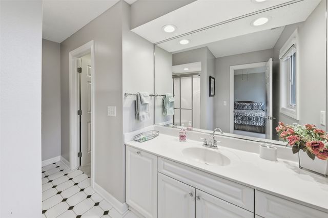 1023 Tulip Tree Lane, West Des Moines, IA 50266