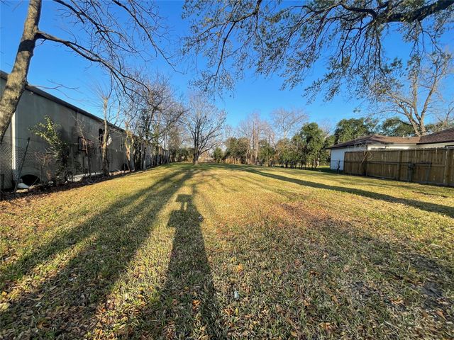 6401 Kassarine Pass, Houston, TX 77033