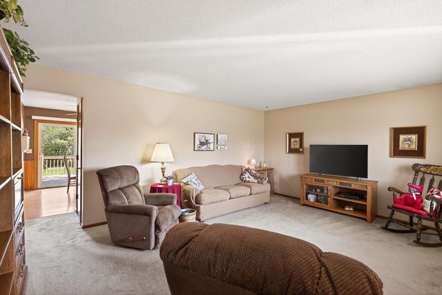 15215 Ramsey Boulevard NW, Anoka, MN 55303