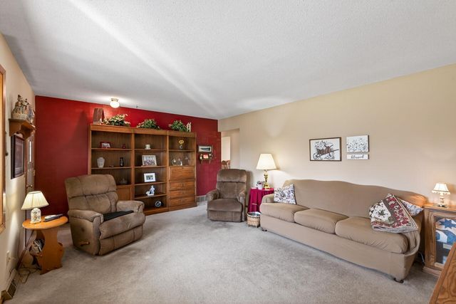 15215 Ramsey Boulevard NW, Anoka, MN 55303