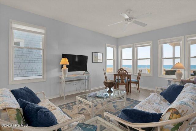 19 & 13 E Charlotte Street, Wrightsville Beach, NC 28480