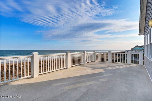 19 & 13 E Charlotte Street, Wrightsville Beach, NC 28480