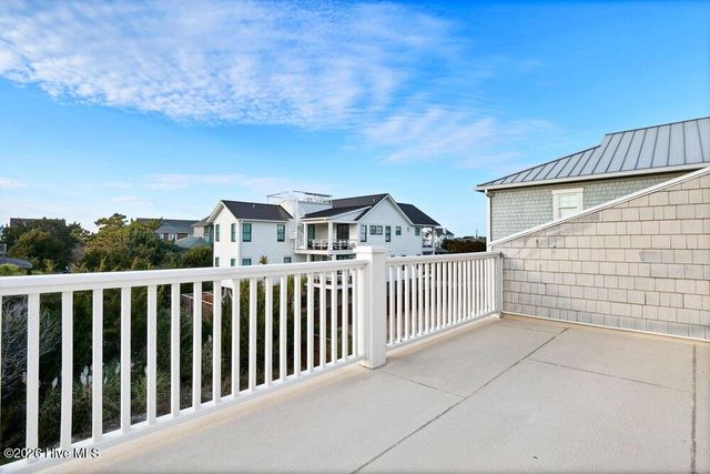 19 & 13 E Charlotte Street, Wrightsville Beach, NC 28480