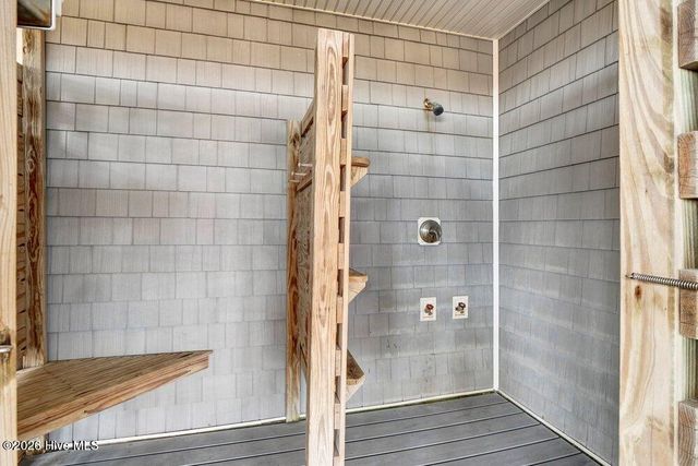 19 & 13 E Charlotte Street, Wrightsville Beach, NC 28480