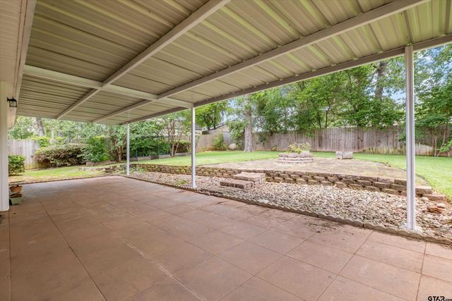 3316 S Cameron Ave., Tyler, TX 75701
