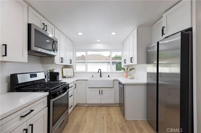 1066 E 45th Way, Long Beach, CA 90807