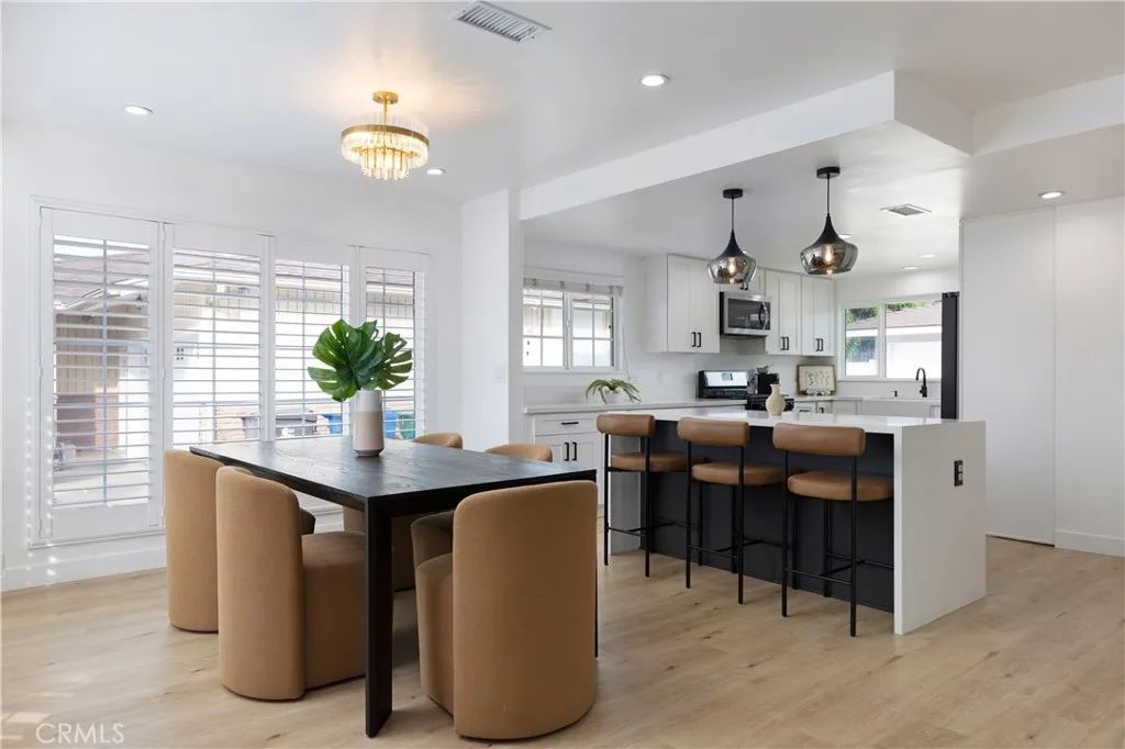 1066 E 45th Way, Long Beach, CA 90807