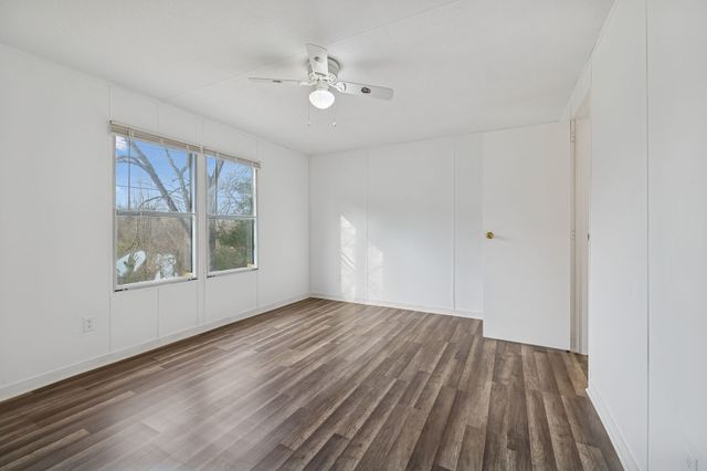 9 Cordell Hull Ln, Elmwood, TN 38560