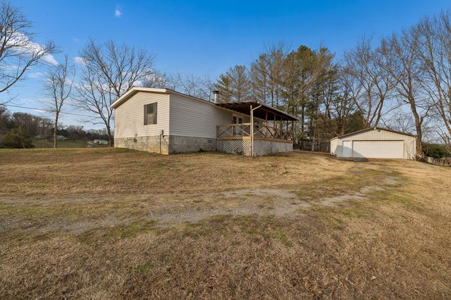 9 Cordell Hull Ln, Elmwood, TN 38560