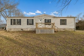 9 Cordell Hull Ln, Elmwood, TN 38560