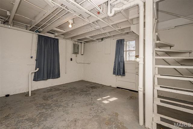 5242 Quincy Street, St Louis, MO 63109