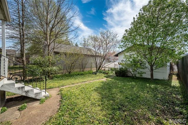 5242 Quincy Street, St Louis, MO 63109