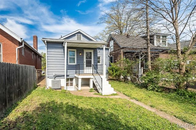 5242 Quincy Street, St Louis, MO 63109