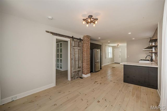 5242 Quincy Street, St Louis, MO 63109