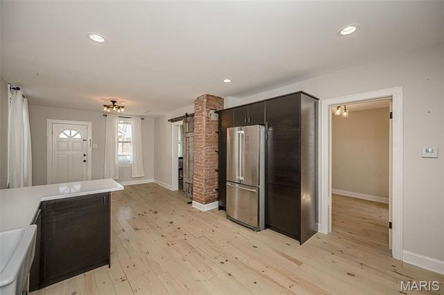 5242 Quincy Street, St Louis, MO 63109