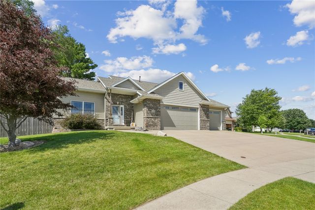 470 Irish Ct, Marion, IA 52302