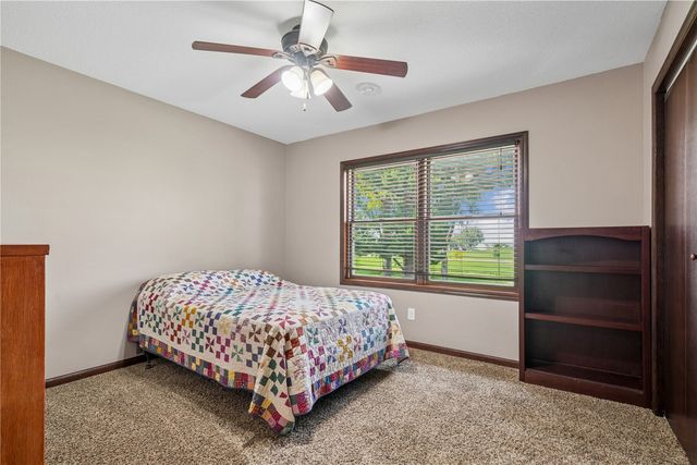 470 Irish Ct, Marion, IA 52302