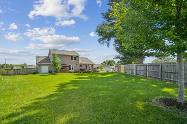470 Irish Ct, Marion, IA 52302