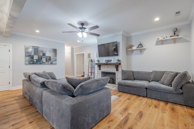 884 Ferrymans Way, Chattanooga, TN 37419