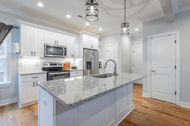 884 Ferrymans Way, Chattanooga, TN 37419