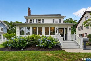 453 Maple Avenue, Glen Rock, NJ 07452