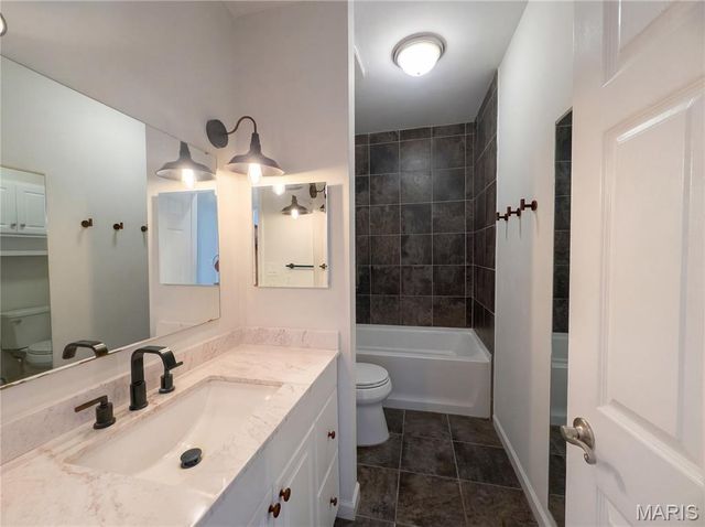 2320 Rutger Street 20D, St Louis, MO 63104