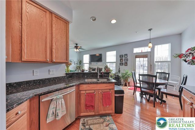 3476 Westminster Way, Upper Nazareth Twp, PA 18064