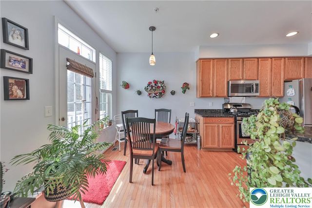 3476 Westminster Way, Upper Nazareth Twp, PA 18064