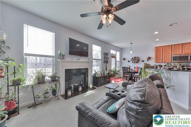 3476 Westminster Way, Upper Nazareth Twp, PA 18064