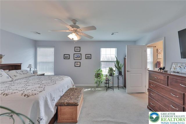 3476 Westminster Way, Upper Nazareth Twp, PA 18064