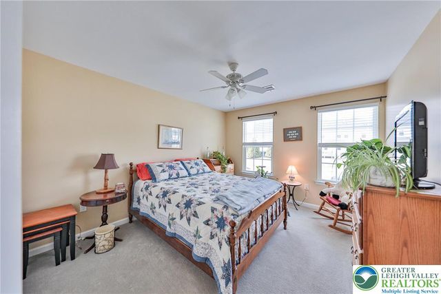 3476 Westminster Way, Upper Nazareth Twp, PA 18064