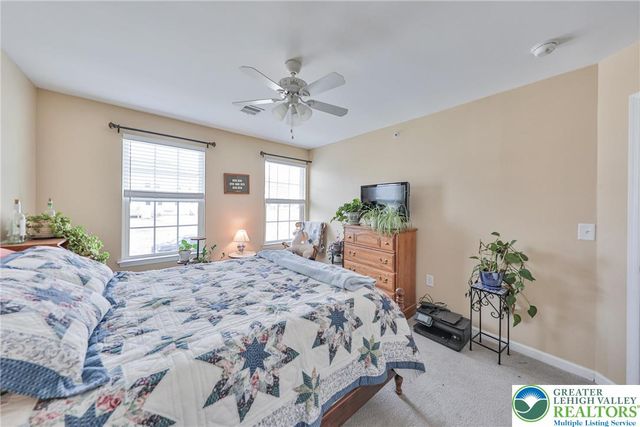 3476 Westminster Way, Upper Nazareth Twp, PA 18064